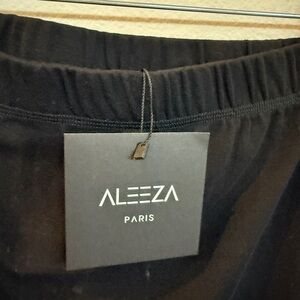 Aleeza Paris Women's Black Pencil Skirt